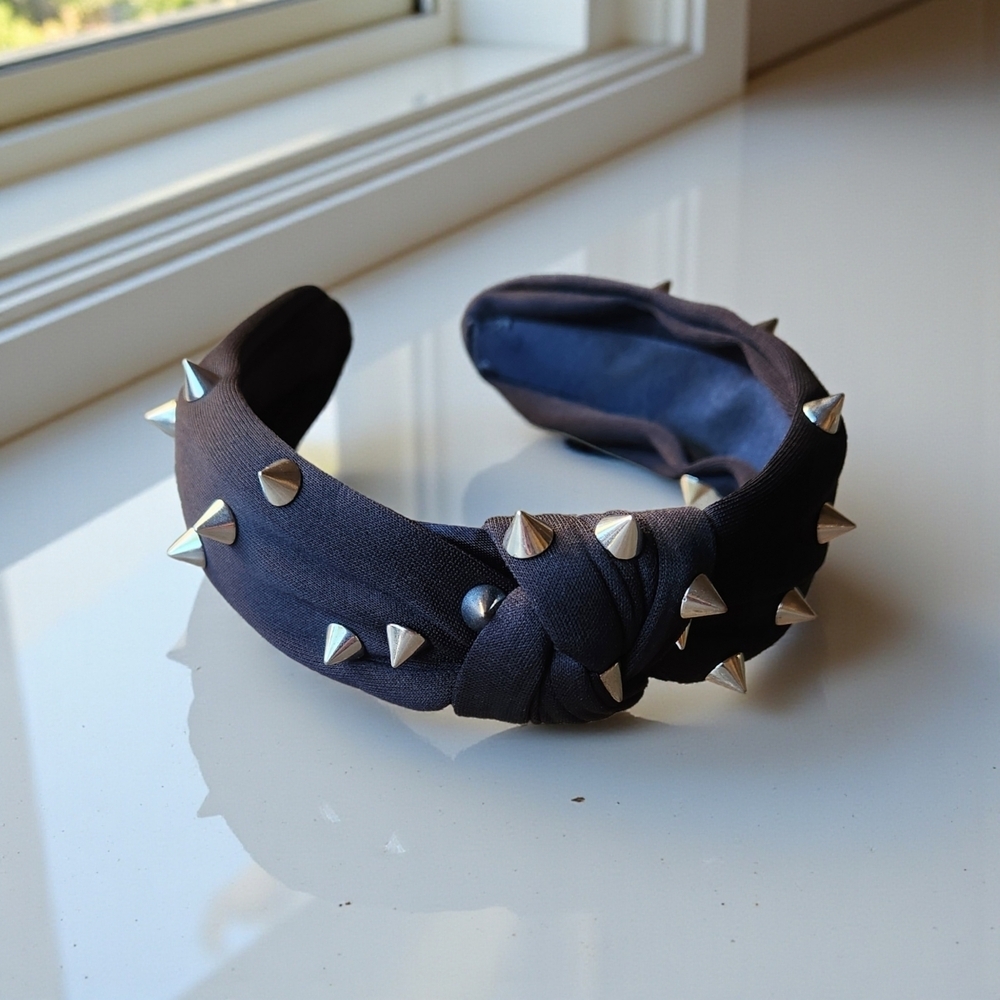 Black Knot Spike Headband - Picture 2 of 5